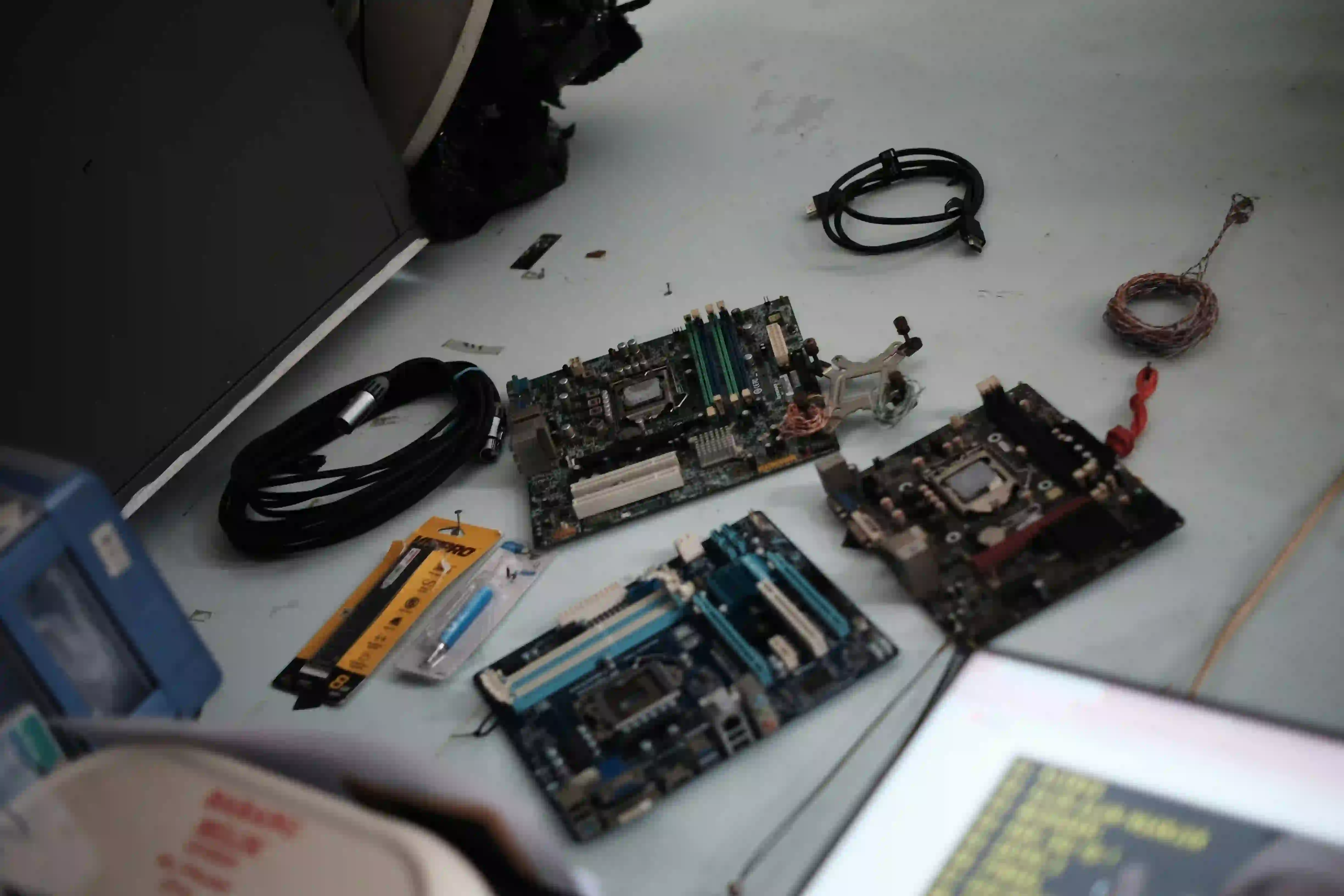 PC and laptop repair service - Expert hardware and software repairs